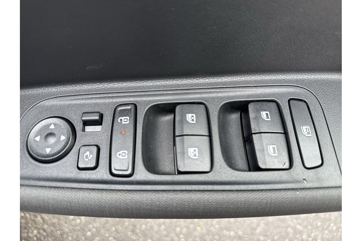 2025 Hyundai INSTER Cross AX.V1