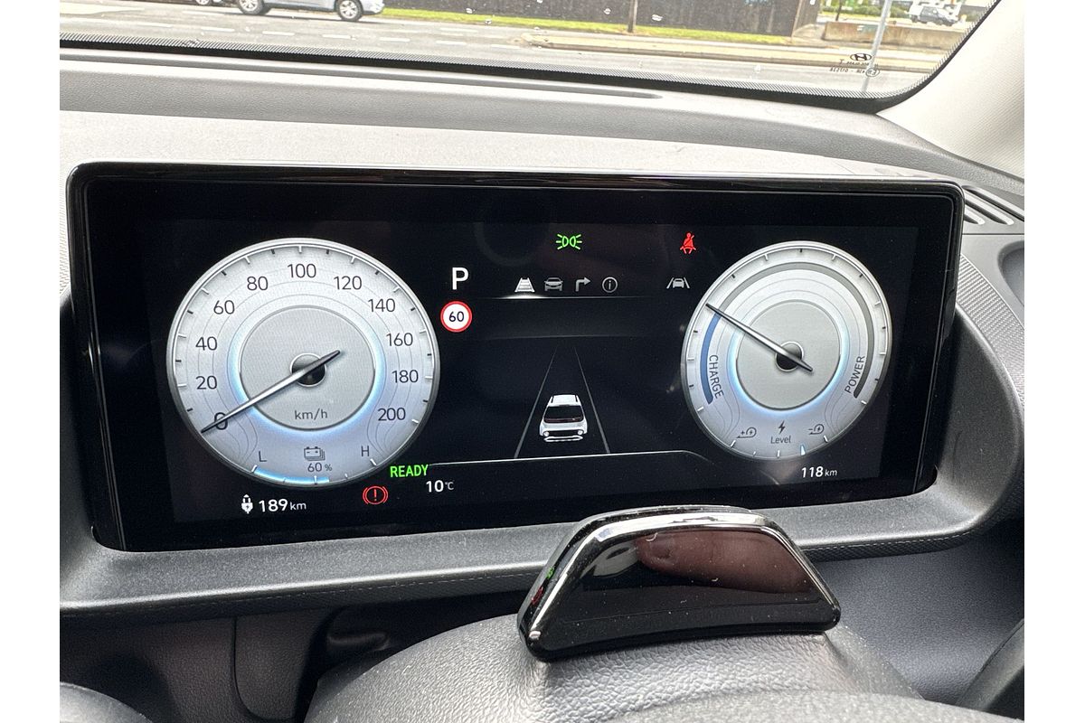 2025 Hyundai INSTER Cross AX.V1