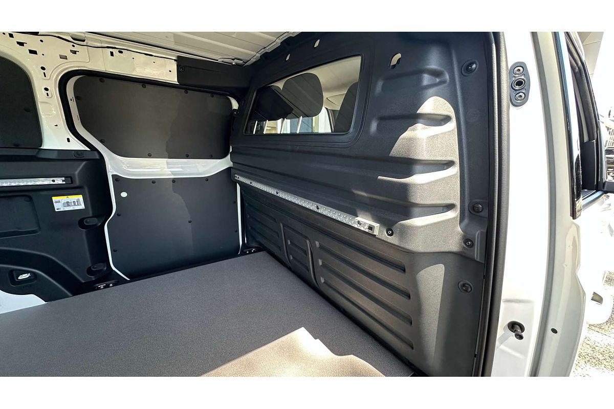 2025 Volkswagen ID. Buzz Cargo BEV550 EBN SWB