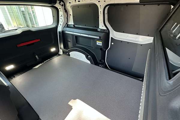 2025 Volkswagen ID. Buzz Cargo BEV550 EBN SWB