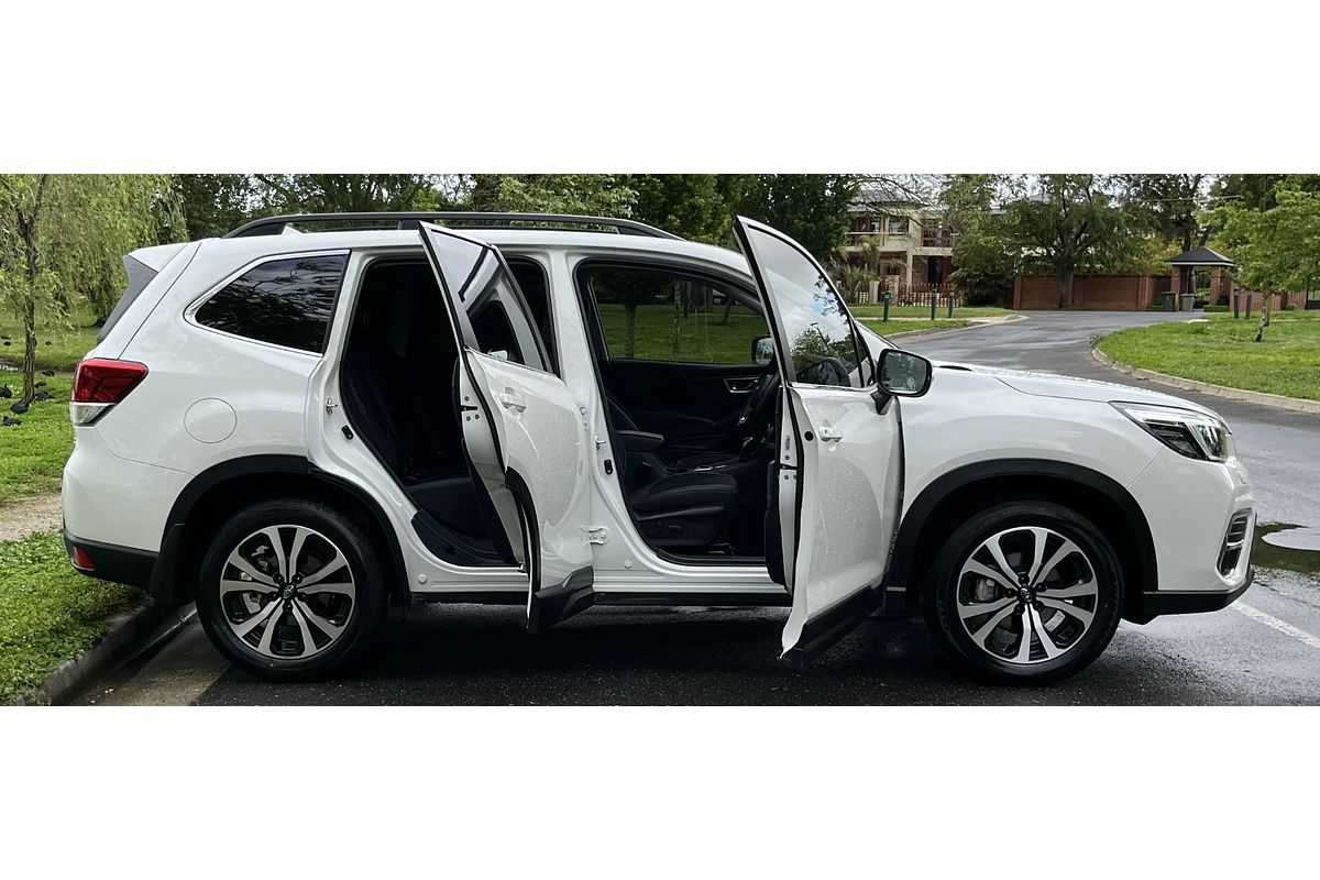 2021 Subaru Forester 2.5i Premium S5