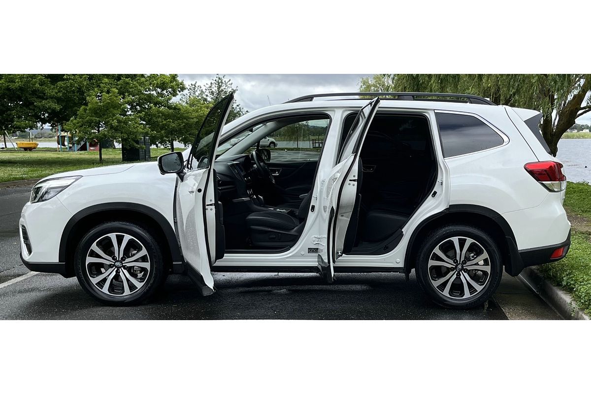 2021 Subaru Forester 2.5i Premium S5