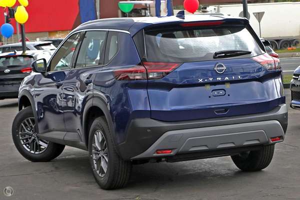 2025 Nissan X-TRAIL ST T33