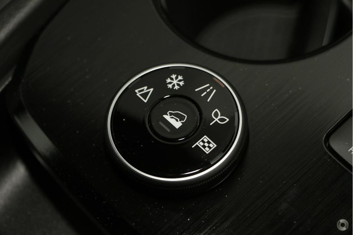 2025 Nissan X-TRAIL ST T33