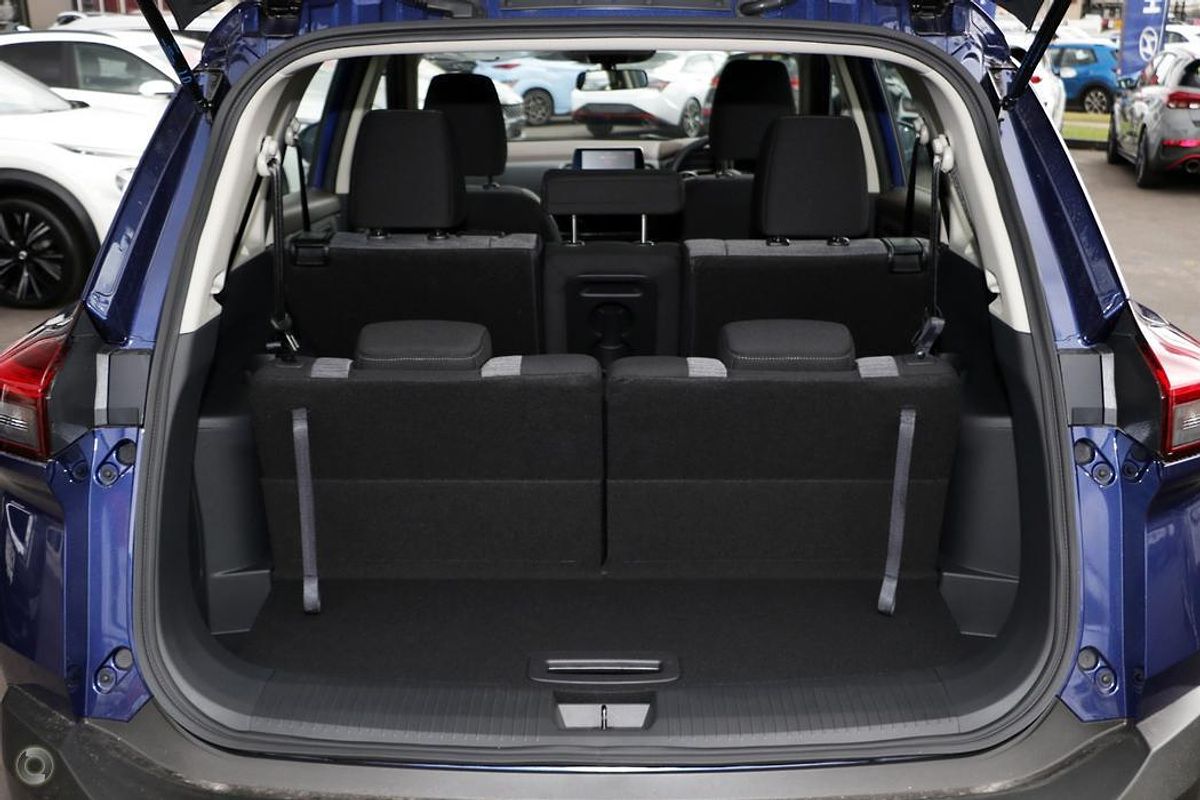 2025 Nissan X-TRAIL ST T33