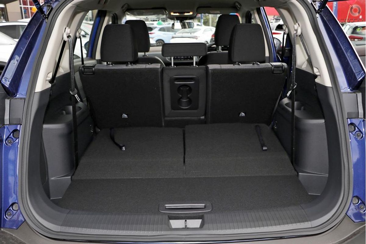 2025 Nissan X-TRAIL ST T33