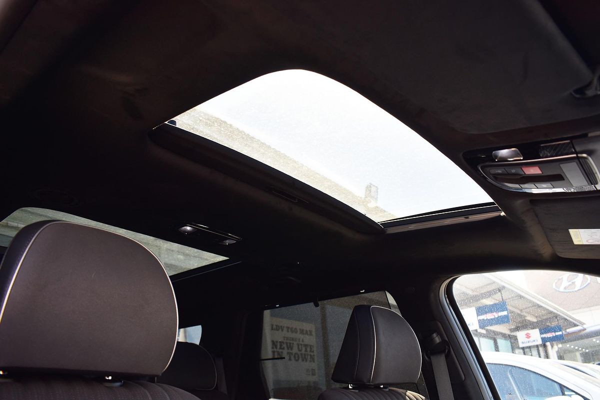 2025 Hyundai Palisade Calligraphy Black Ink LX2.V5