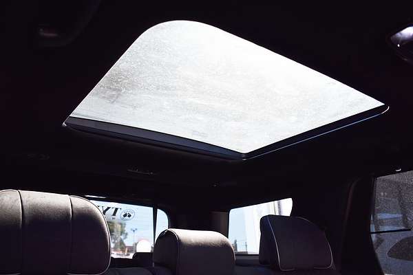 2025 Hyundai Palisade Calligraphy Black Ink LX2.V5