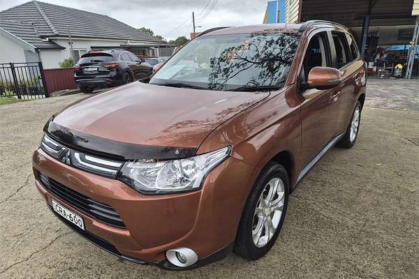 2014 Mitsubishi Outlander LS ZJ