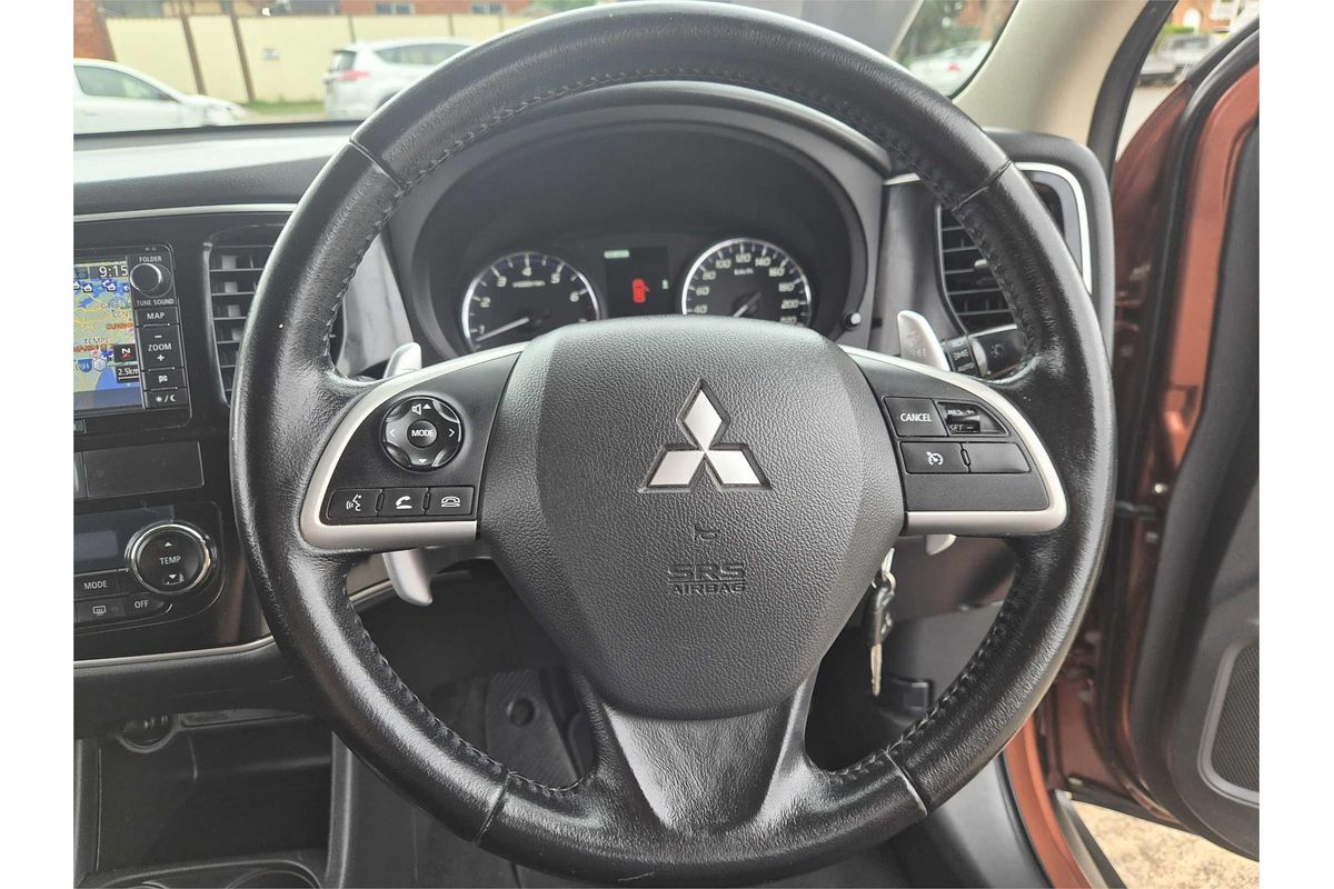 2014 Mitsubishi Outlander LS ZJ