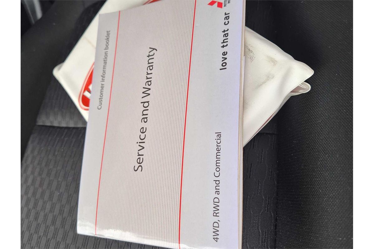 2014 Mitsubishi Outlander LS ZJ