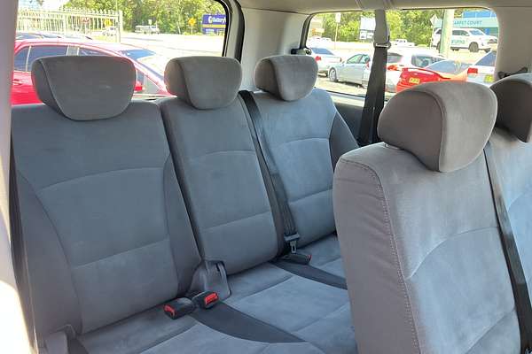 2013 Hyundai iMax TQ-W