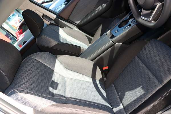 2025 Nissan X-TRAIL ST T33