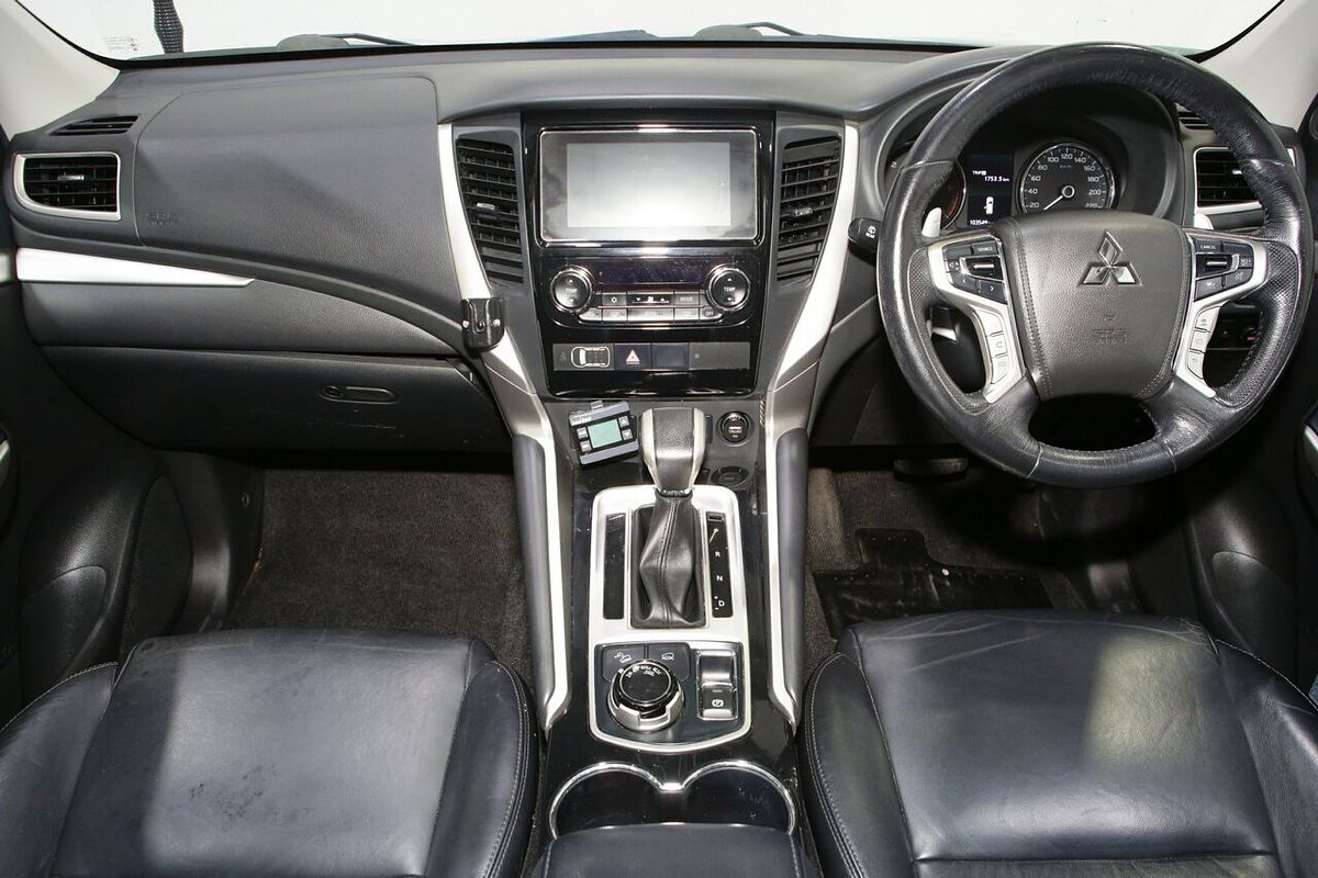 2019 Mitsubishi Pajero Sport GLS QE