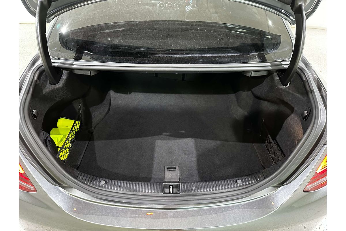 2019 Mercedes-Benz C-Class C300 W205