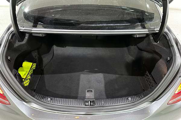 2019 Mercedes-Benz C-Class C300 W205