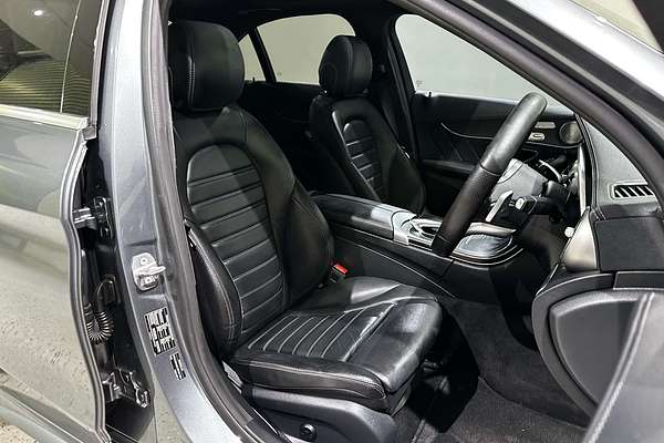 2019 Mercedes-Benz C-Class C300 W205