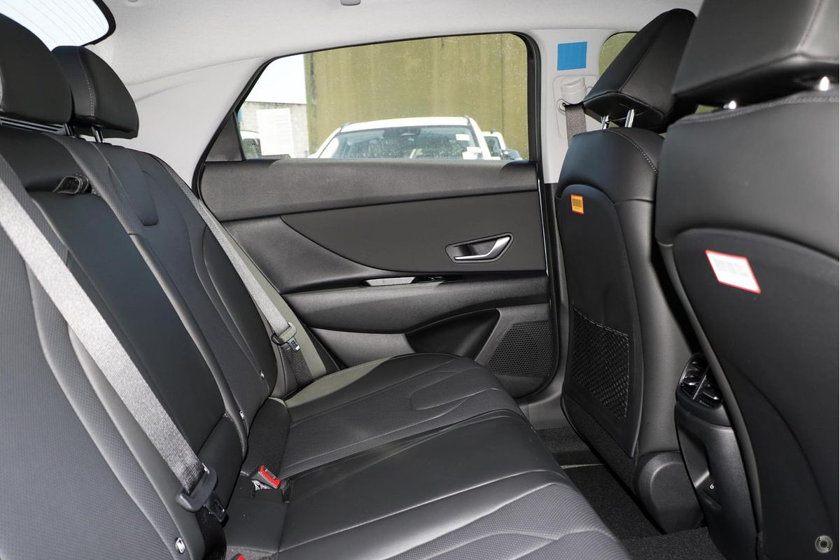 2025 Hyundai i30 Elite Hybrid CN7.V2