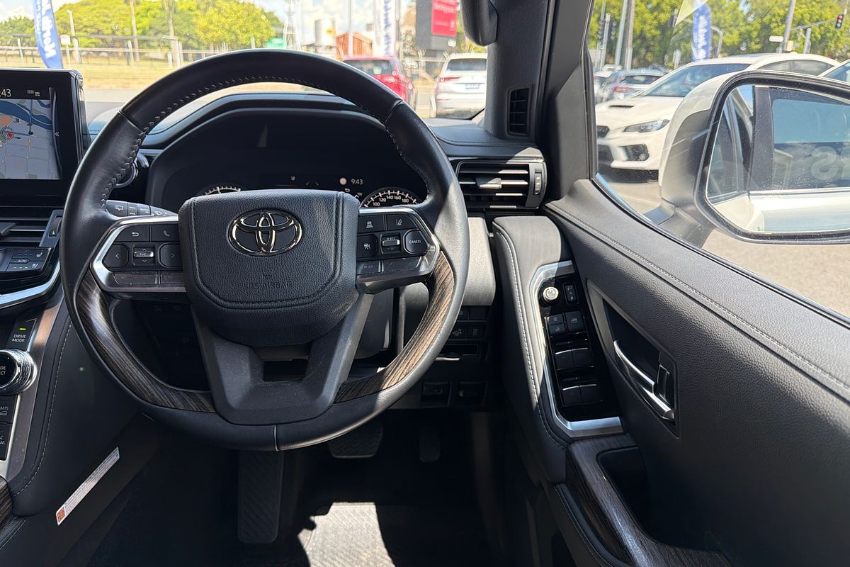 2023 Toyota Landcruiser VX FJA300R