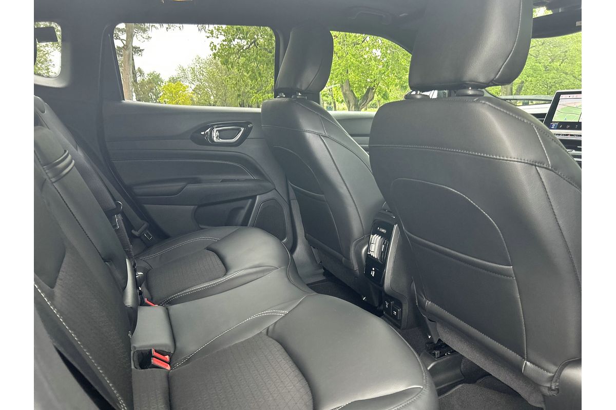 2023 Jeep Compass Night Eagle M6