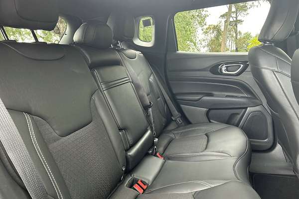 2023 Jeep Compass Night Eagle M6