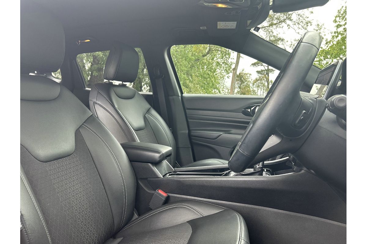 2023 Jeep Compass Night Eagle M6