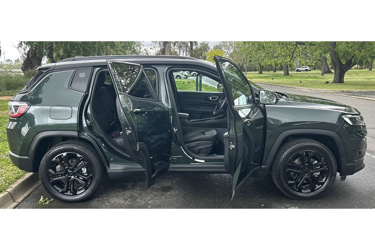 2023 Jeep Compass Night Eagle M6