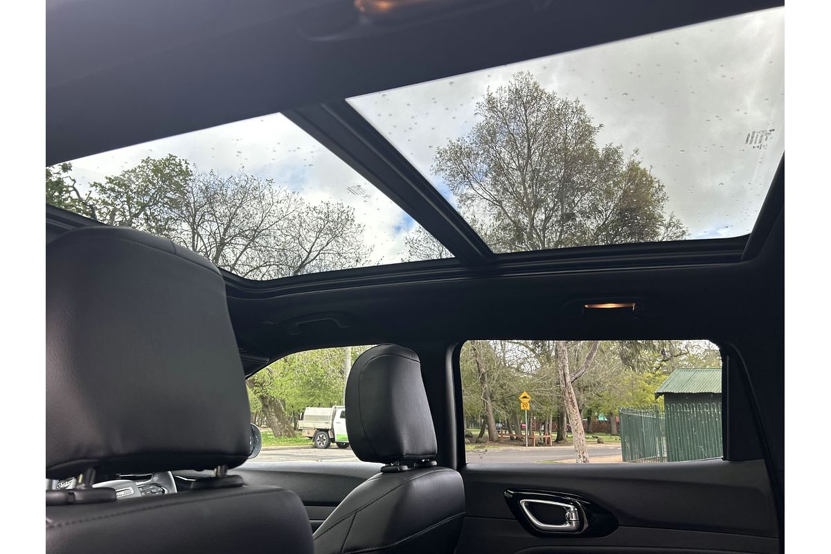 2023 Jeep Compass Night Eagle M6