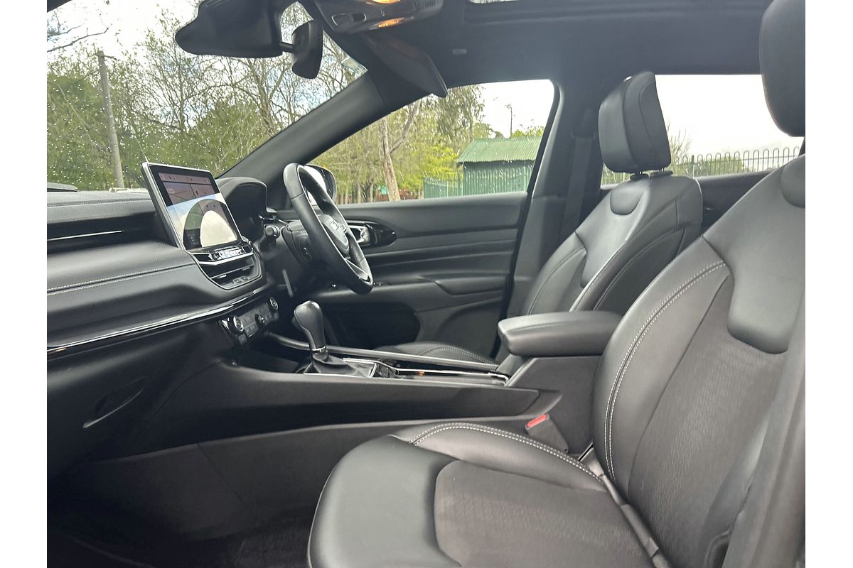 2023 Jeep Compass Night Eagle M6