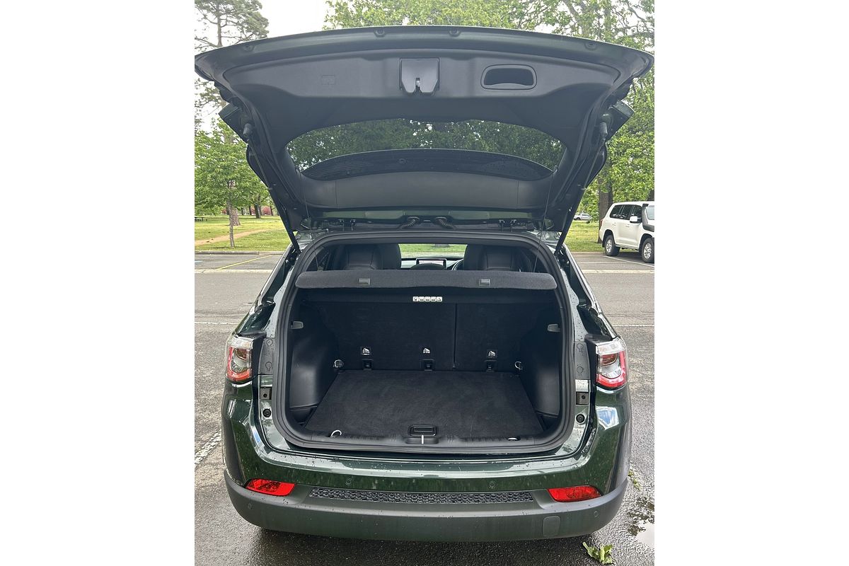 2023 Jeep Compass Night Eagle M6