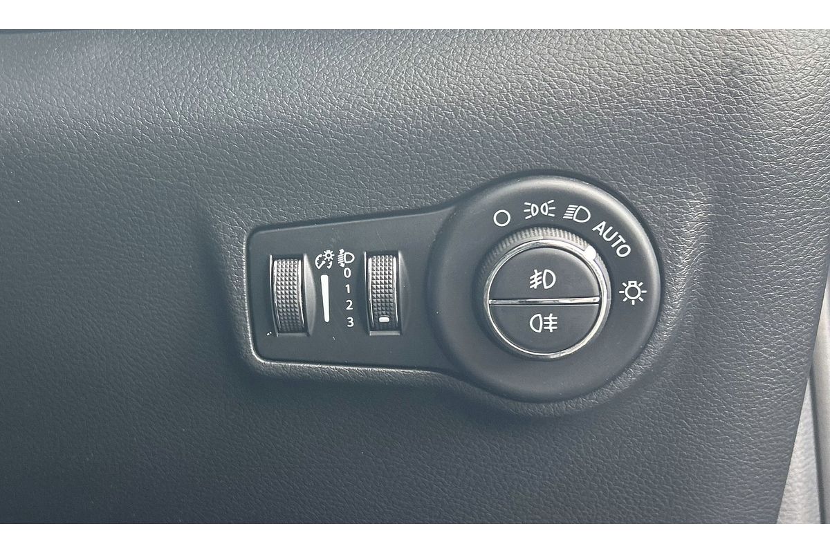 2023 Jeep Compass Night Eagle M6