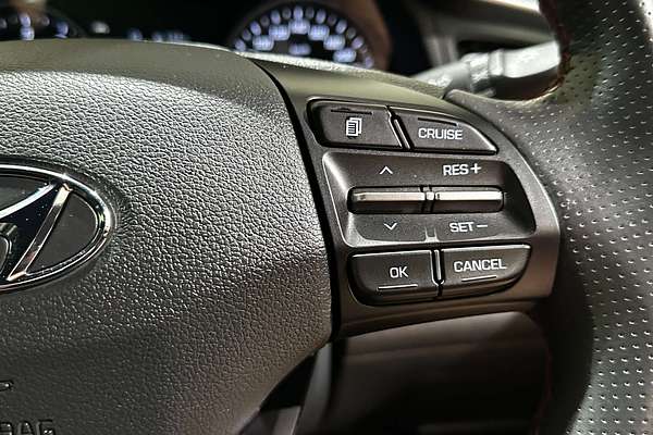 2020 Hyundai Elantra Sport AD.2