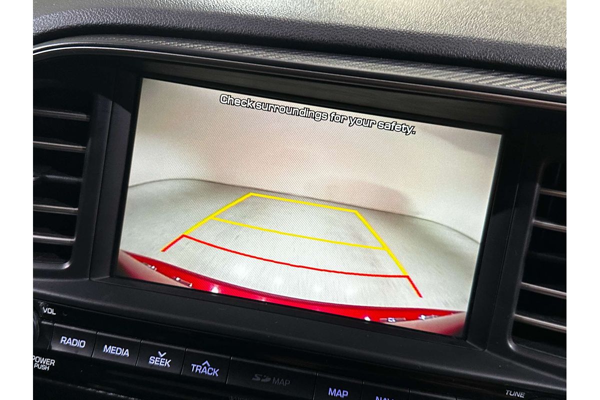 2020 Hyundai Elantra Sport AD.2