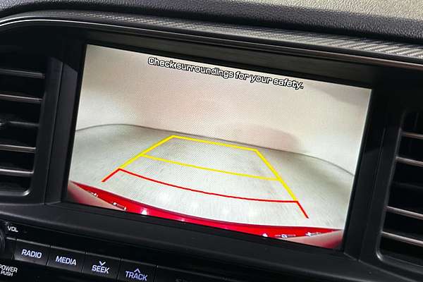 2020 Hyundai Elantra Sport AD.2