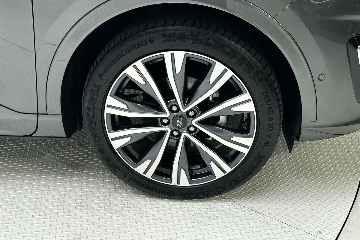 2022 Ford Escape Vignale ZH