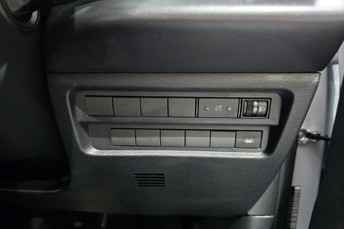 2023 Mitsubishi Outlander ES ZM