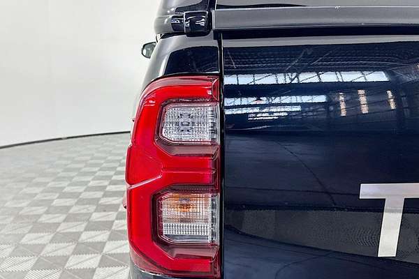 2021 Toyota Hilux SR5 GUN126R 4X4