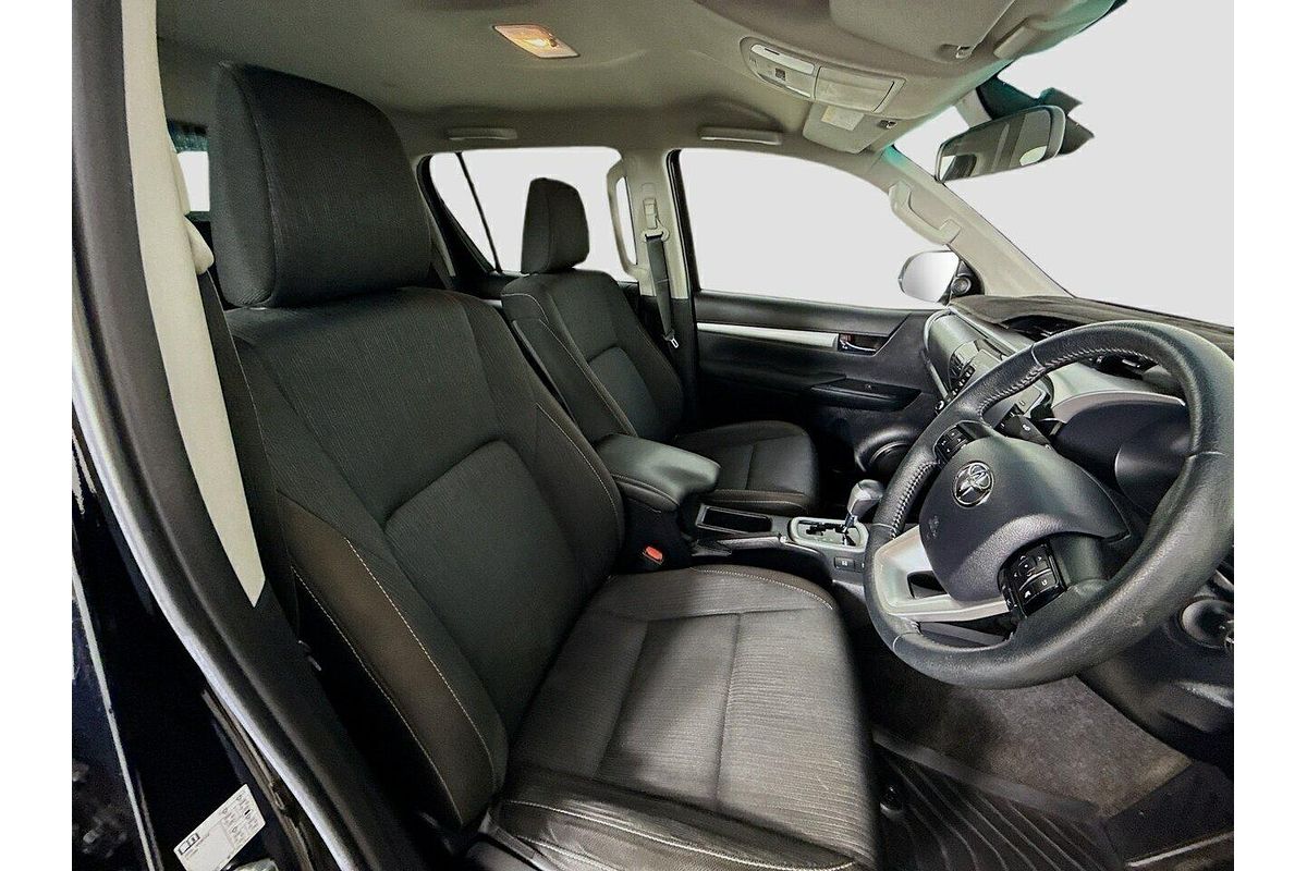 2021 Toyota Hilux SR5 GUN126R 4X4