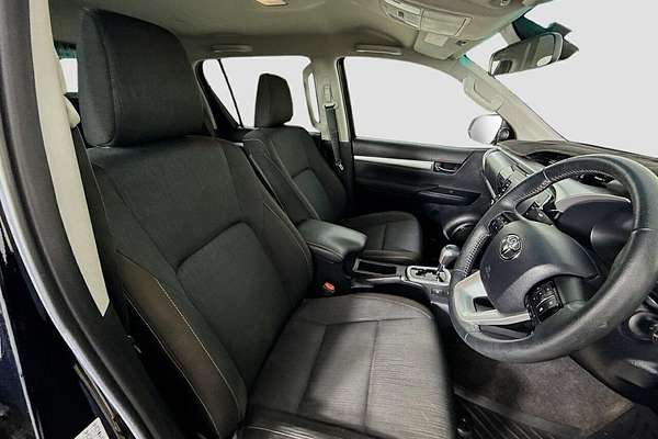 2021 Toyota Hilux SR5 GUN126R 4X4