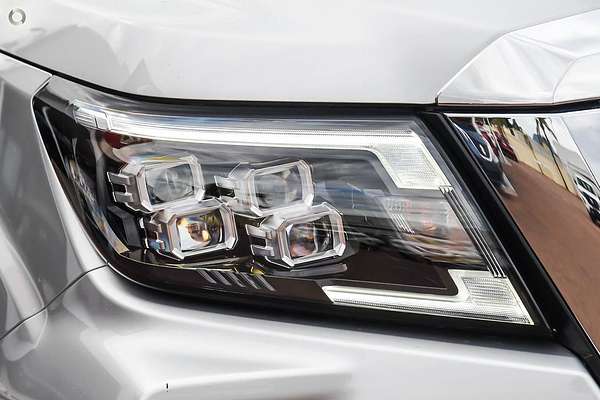 2025 Nissan Navara ST-X D23 4X4