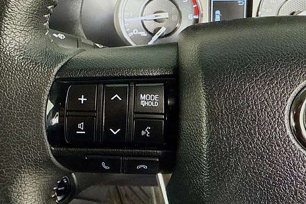 2021 Toyota Hilux SR5 GUN126R 4X4