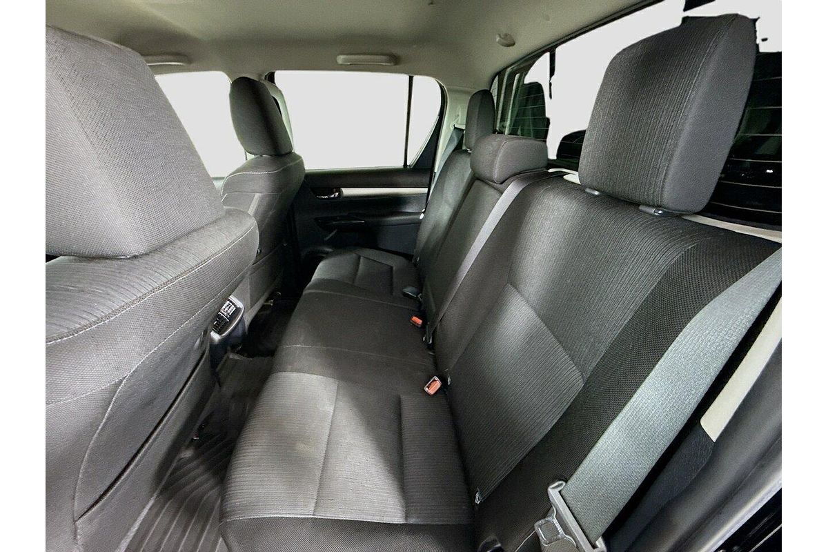 2021 Toyota Hilux SR5 GUN126R 4X4