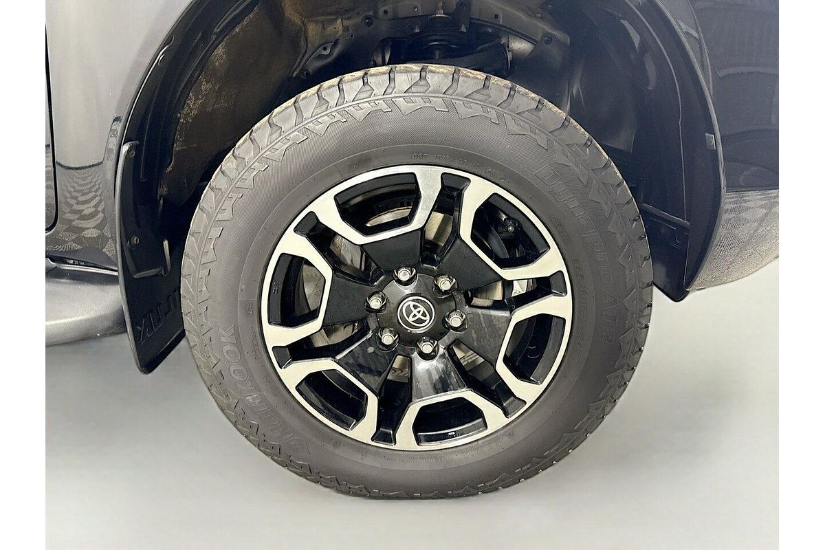 2021 Toyota Hilux SR5 GUN126R 4X4