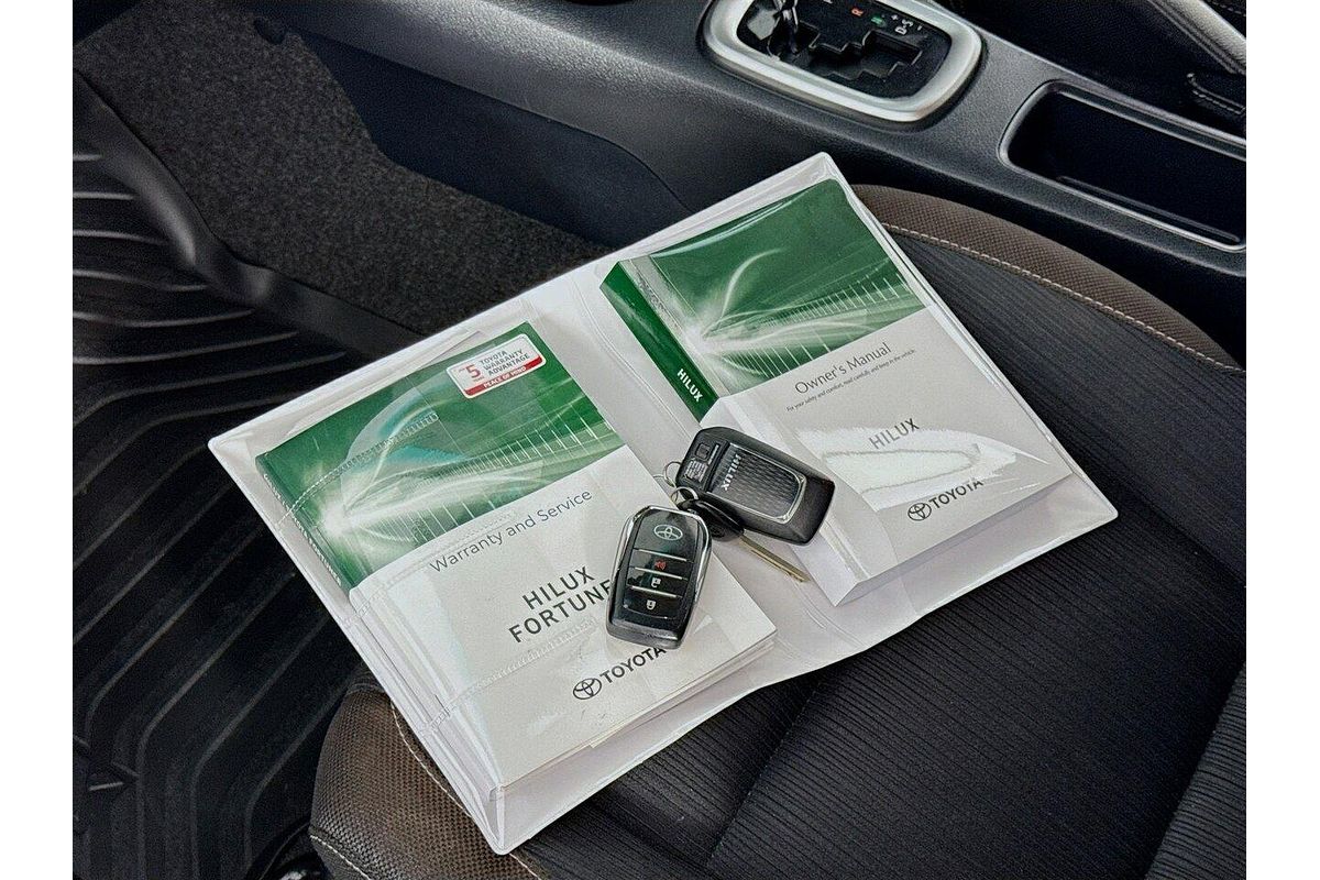 2021 Toyota Hilux SR5 GUN126R 4X4