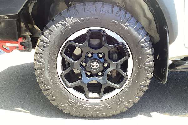 2019 Toyota Hilux Rugged X GUN126R 4X4