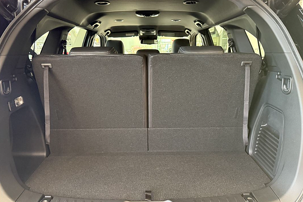 2025 Isuzu MU-X LS-T