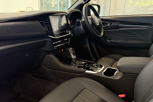 2025 Isuzu MU-X LS-T