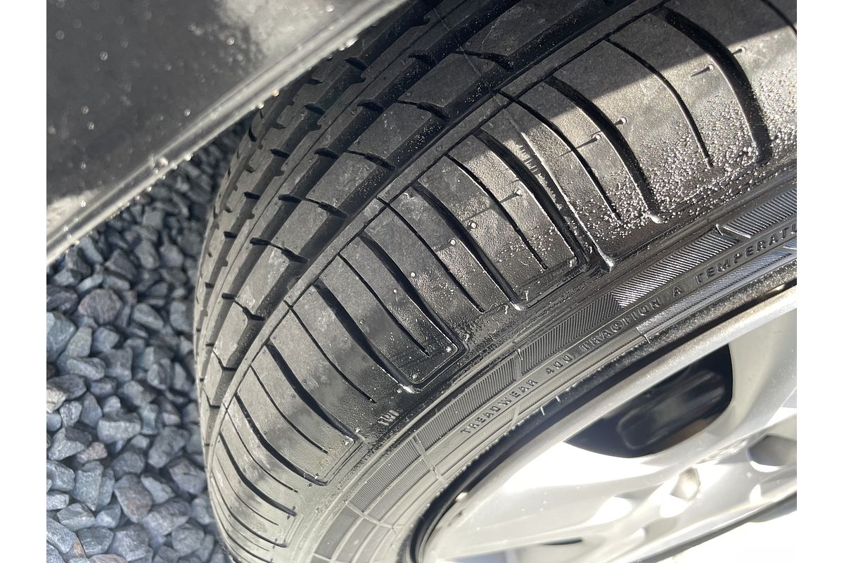 2006 Toyota Corolla Ascent ZZE122R