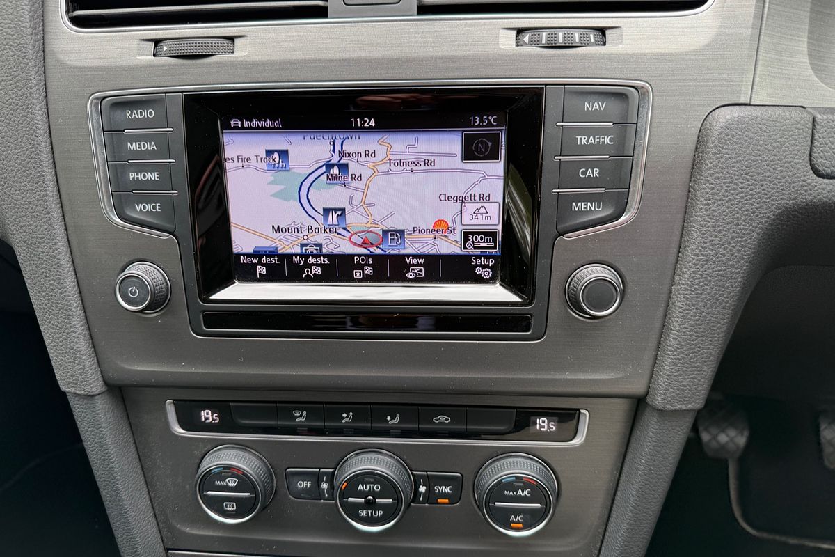 2015 Volkswagen Golf 90TSI Comfortline 7