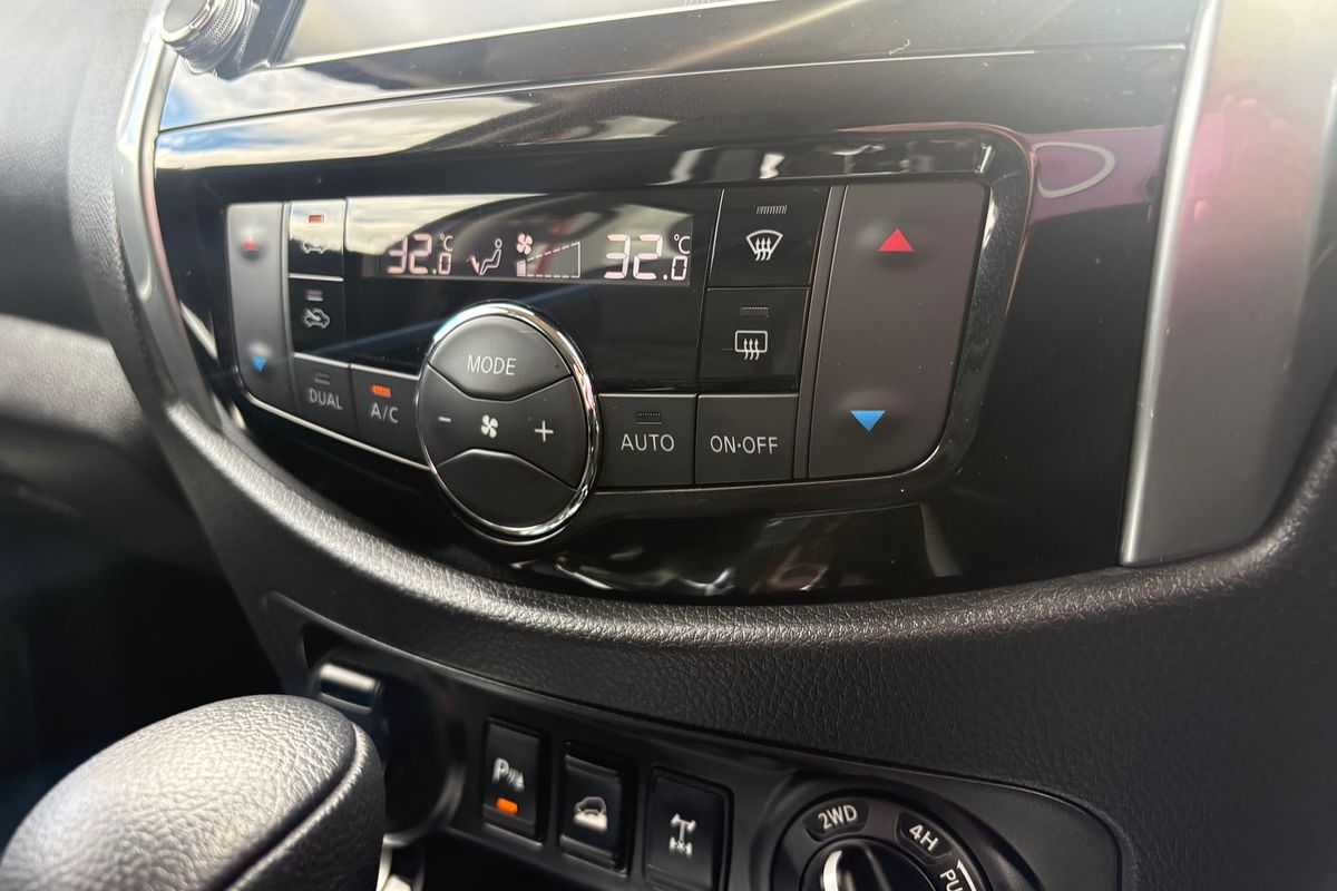 2023 Nissan Navara ST-X D23 4X4